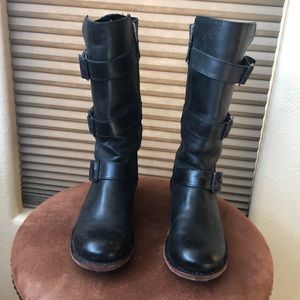 Women’s Dr. Martens Boots